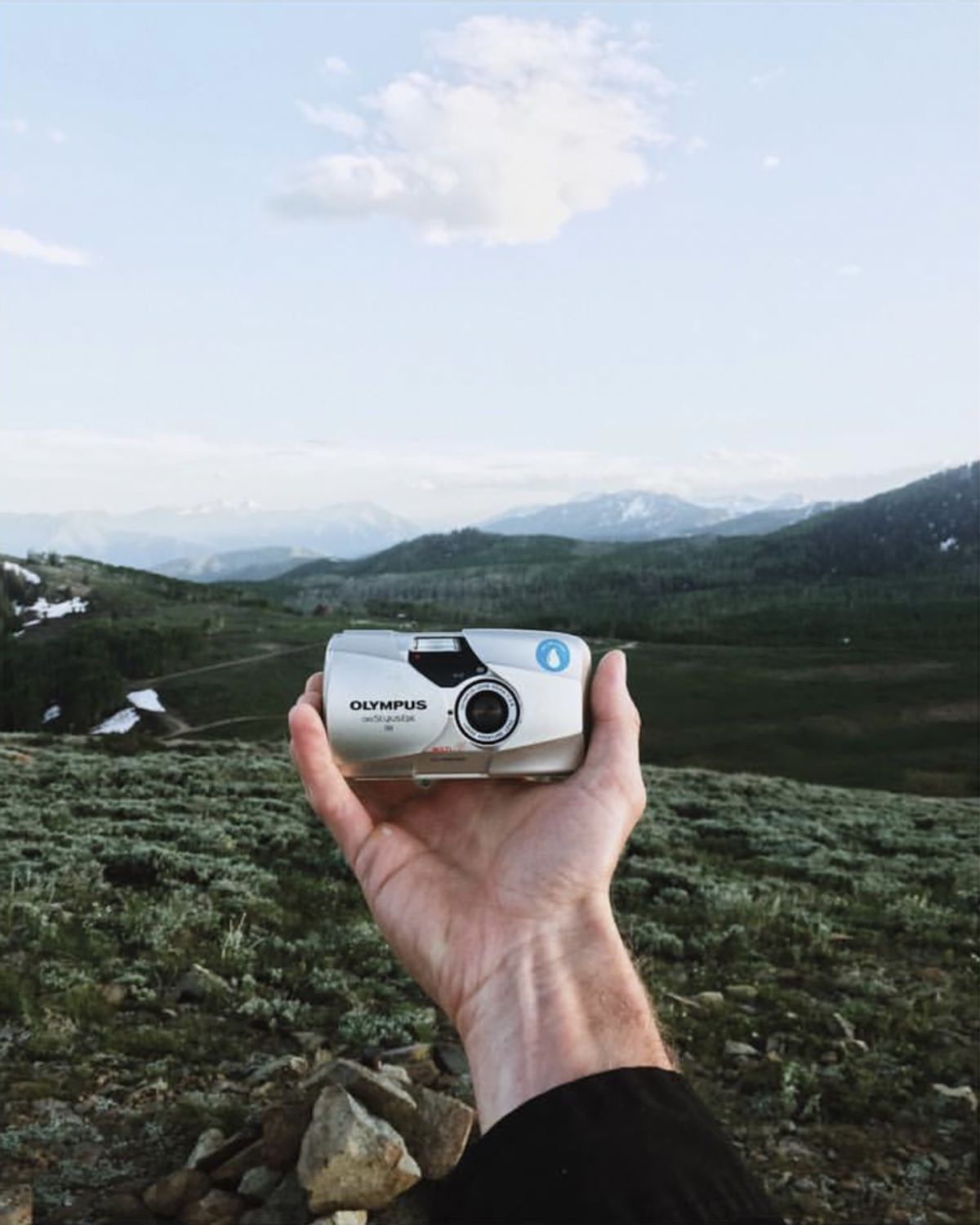 Retro Dijital Kameralarla Nostalji: Gençler, Hediye Arayanlar ve Influencer’ların Yeni Gözdesi