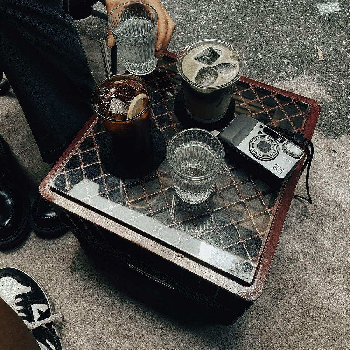 Choosing a Retro Camera: 5 Golden Rules for Y2K Digital Camera