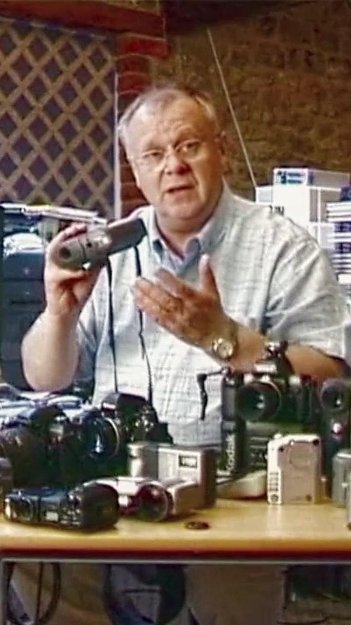 Sanyo Xacti: Y2K Dijital Kamera İconası | Retrocameraland