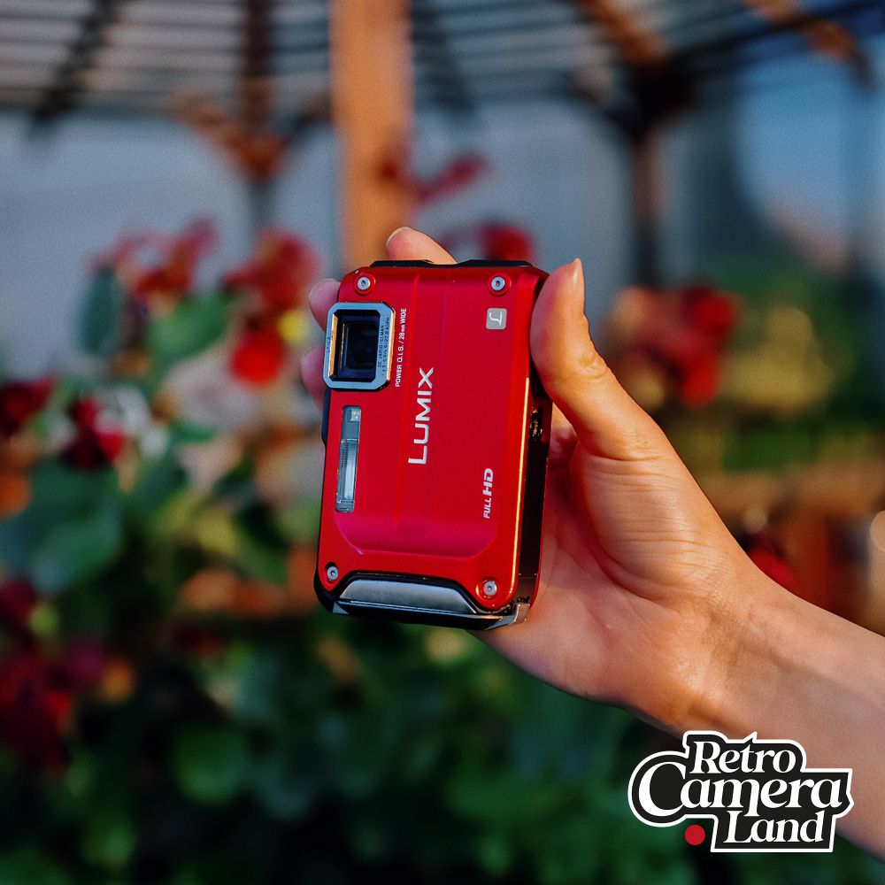 Y2K Digital Cameras: 2000s Nostalgia Trend — Retro Digital Camera