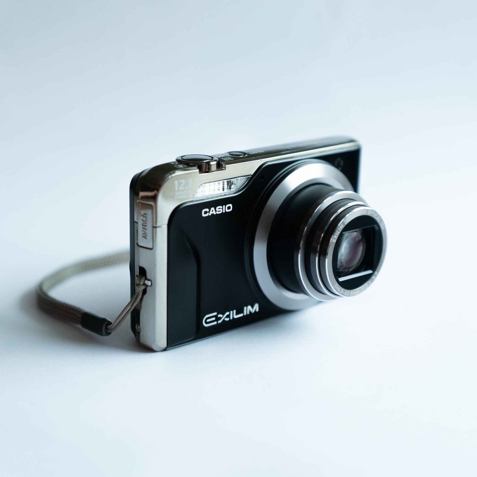 Casio Exilim EX-H10