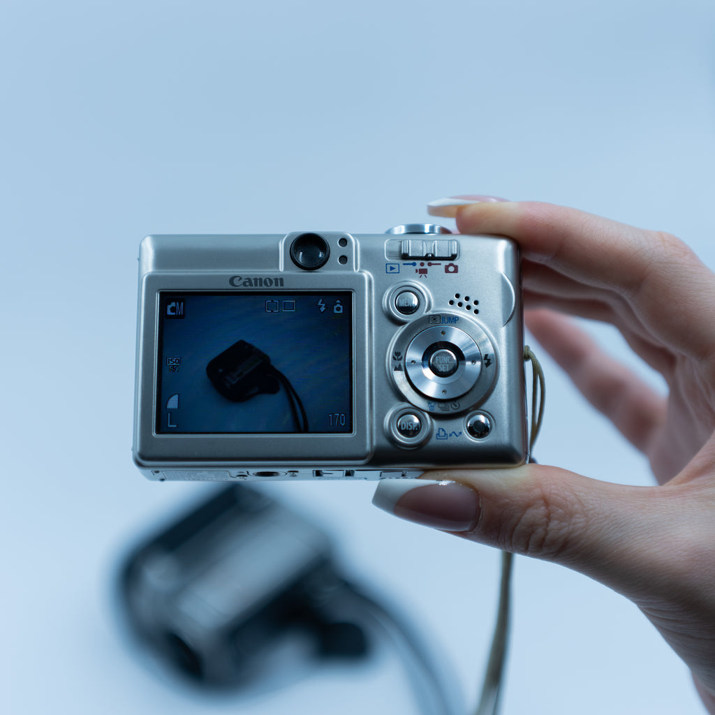 Canon PowerShot SD400 kutu içeriği | RetroCameraLand