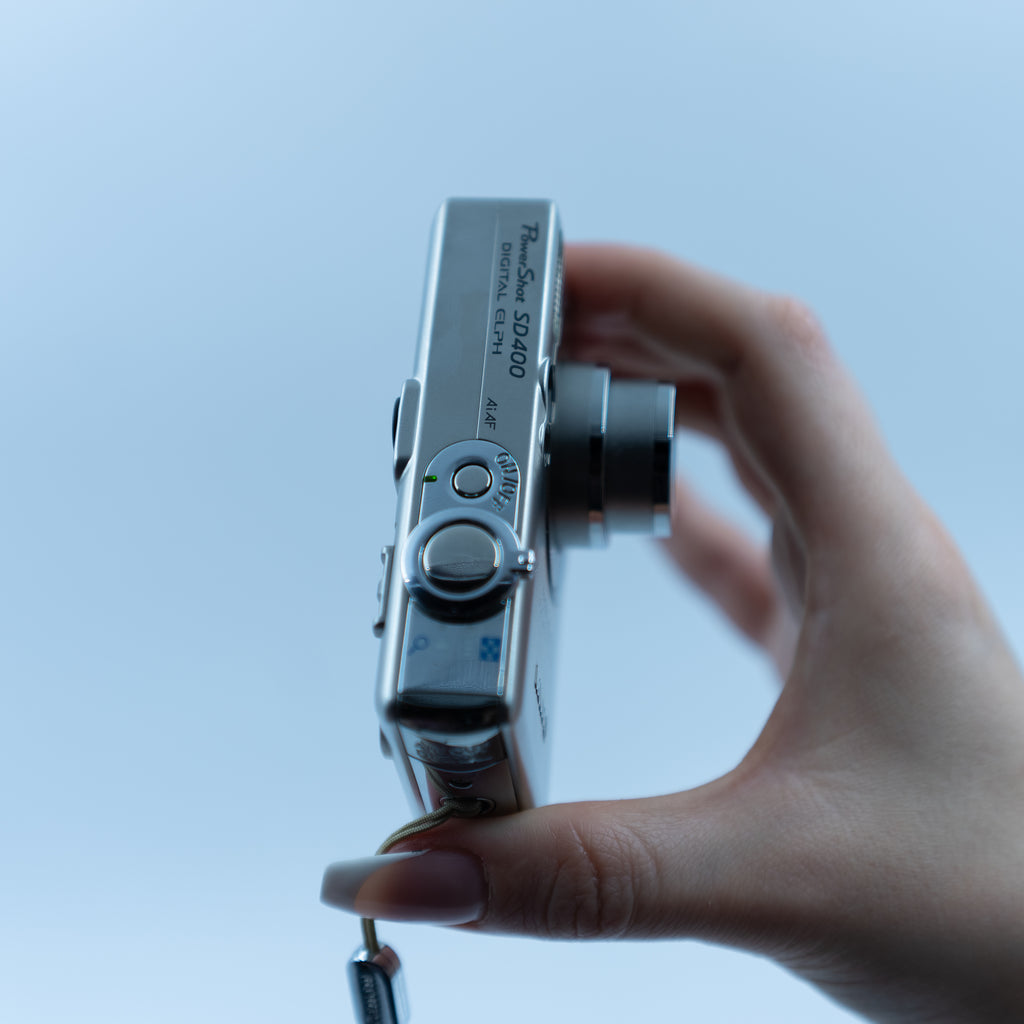 Canon PowerShot SD400 ekran detayı | RetroCameraLand