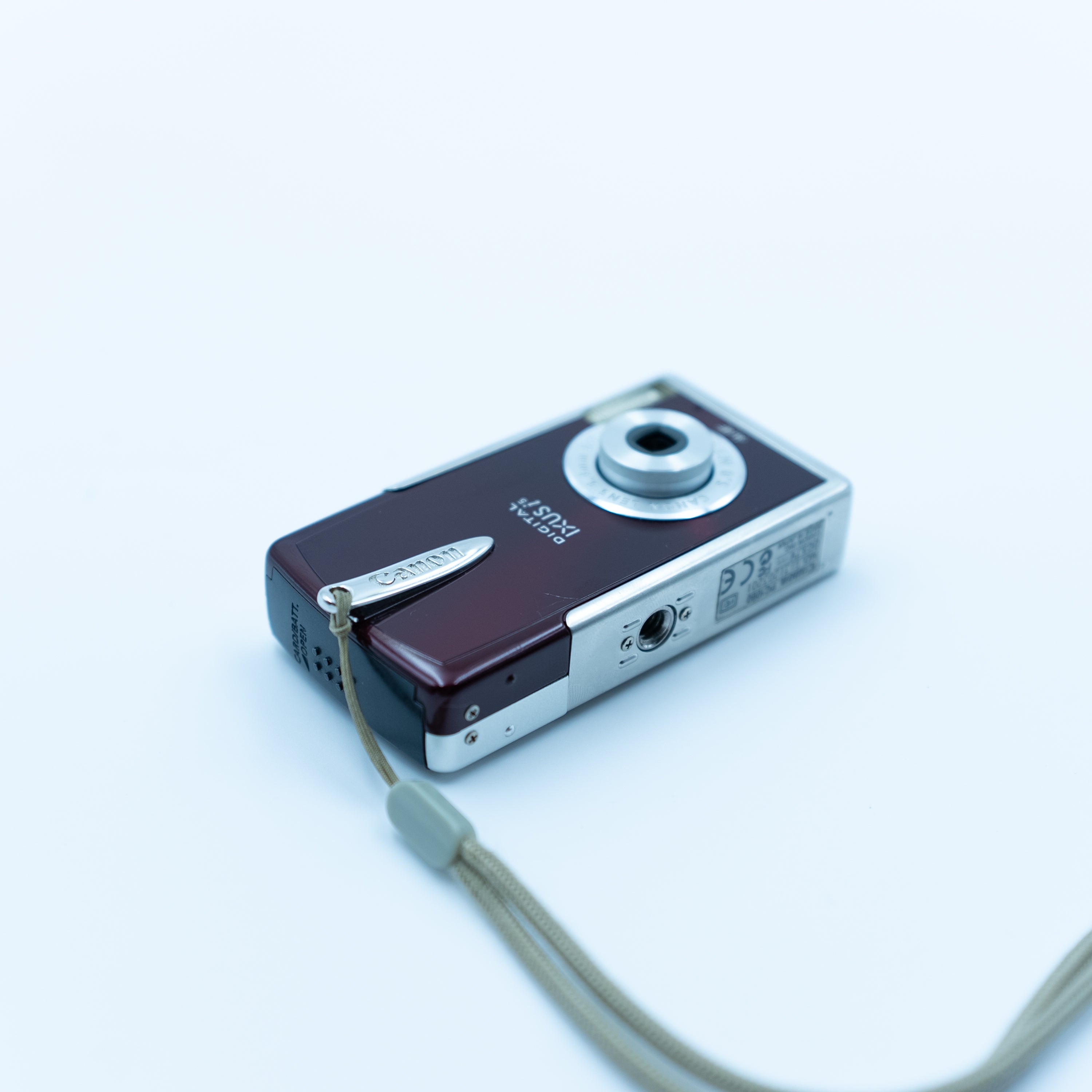 Canon IXUS i