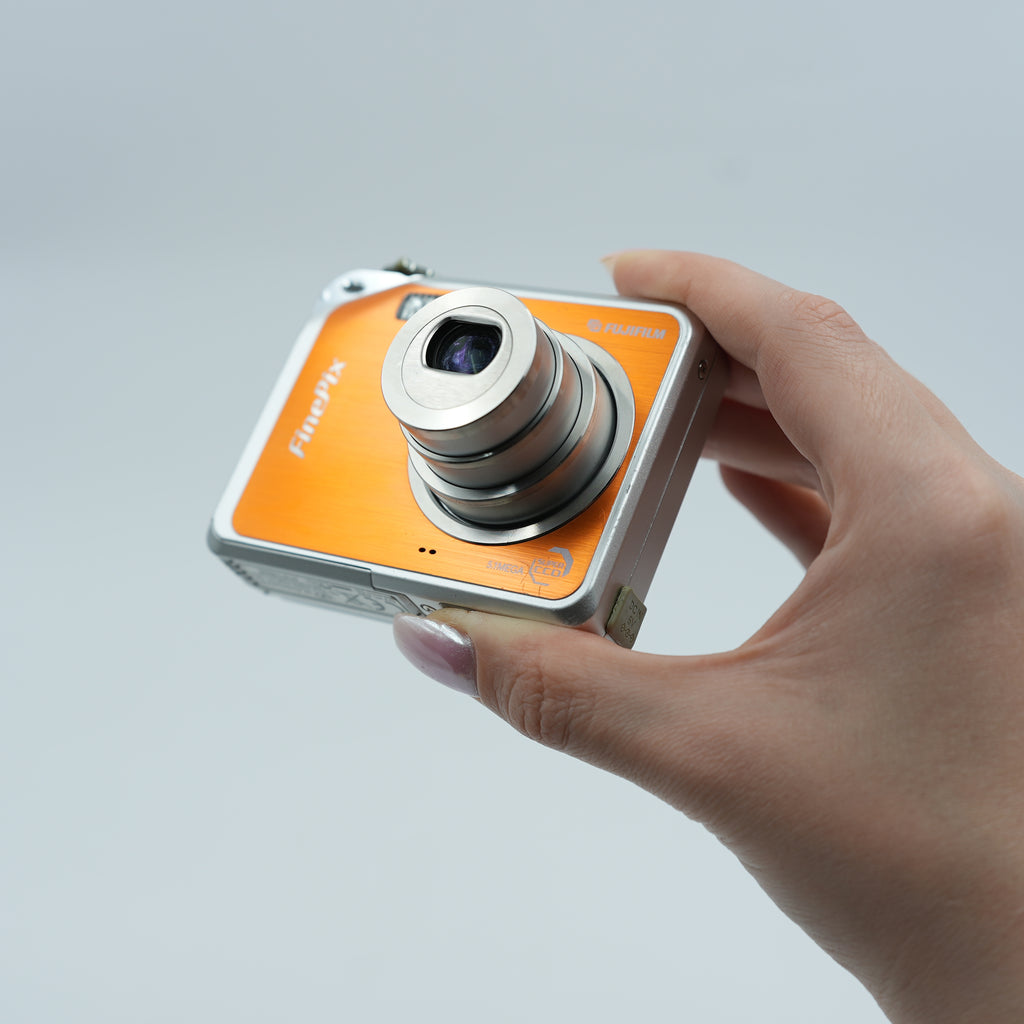 Fujifilm FinePix V10