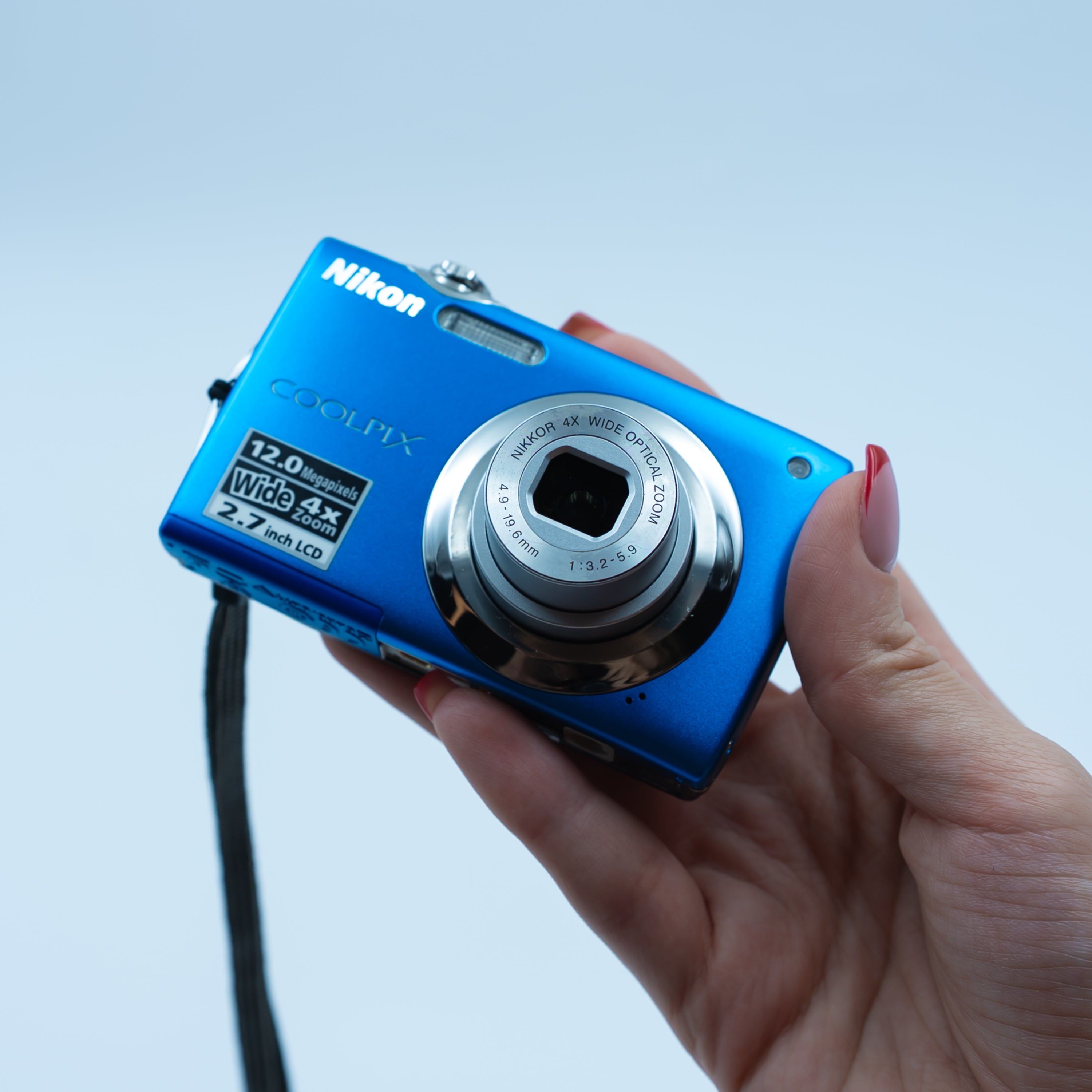 Nikon Coolpix S3000