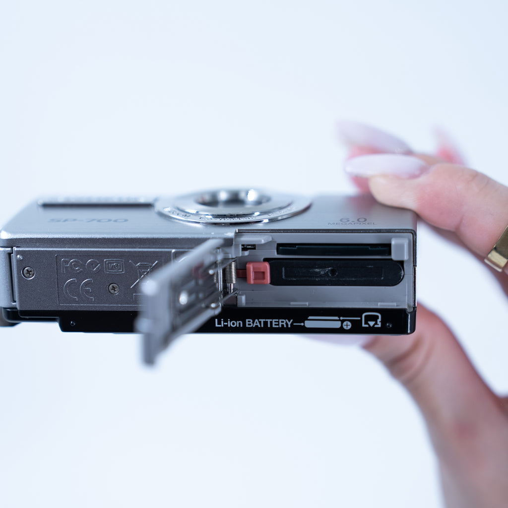 Olympus SP-700