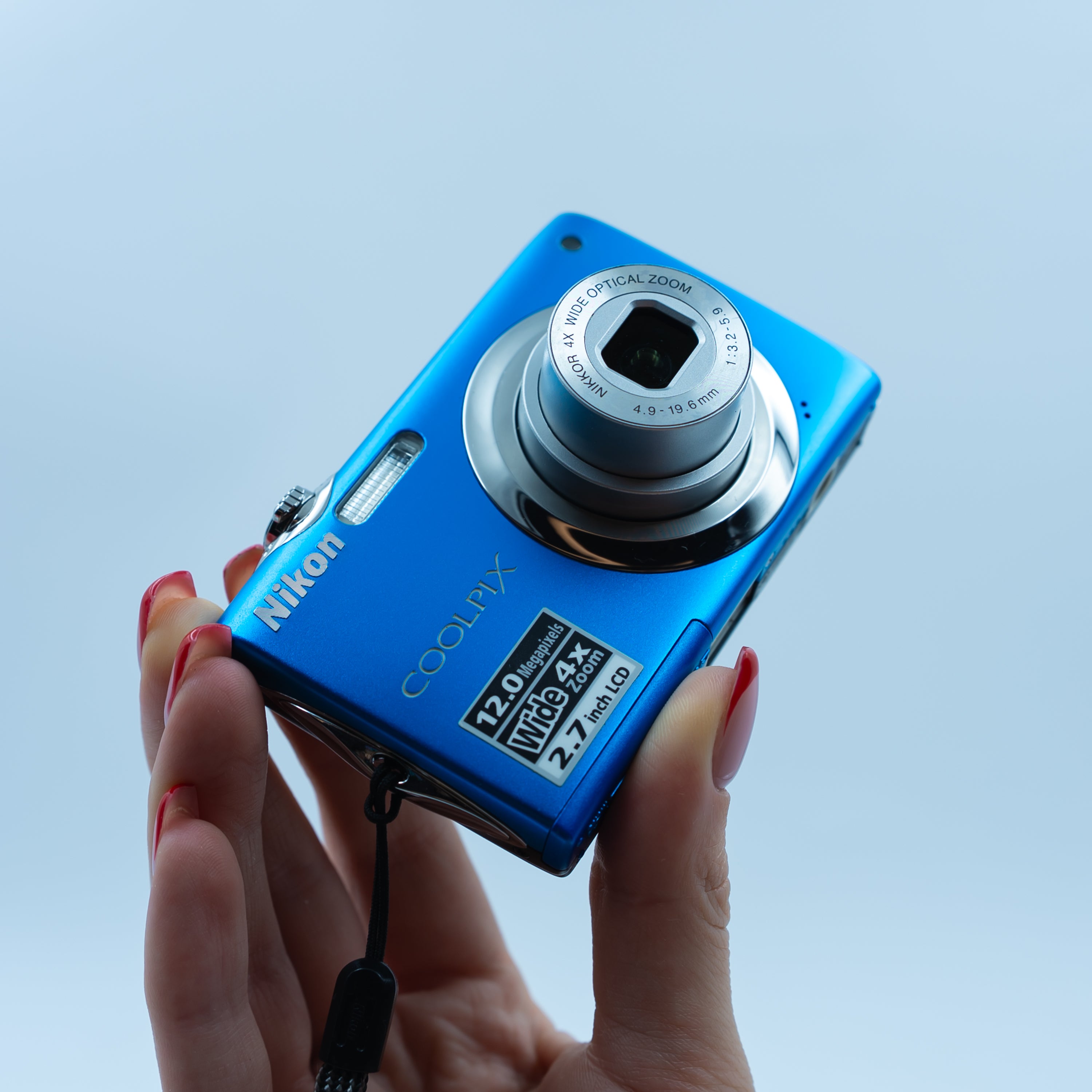 Nikon Coolpix S3000