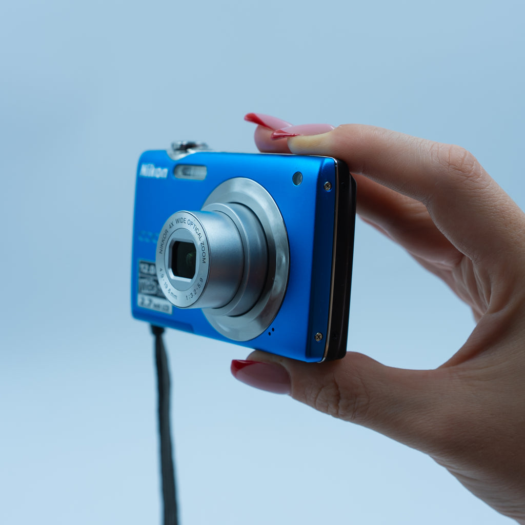 Nikon Coolpix S3000