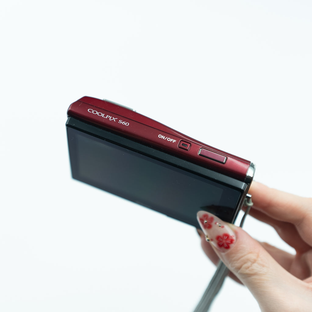 Nikon Coolpix S60
