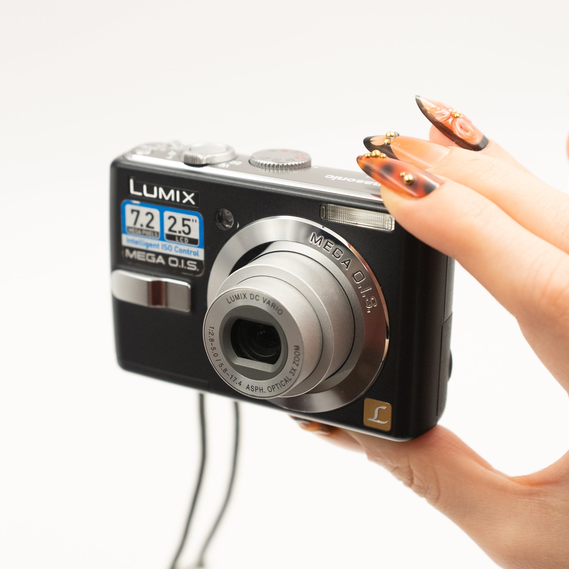 Panasonic Lumix DMC-LS75