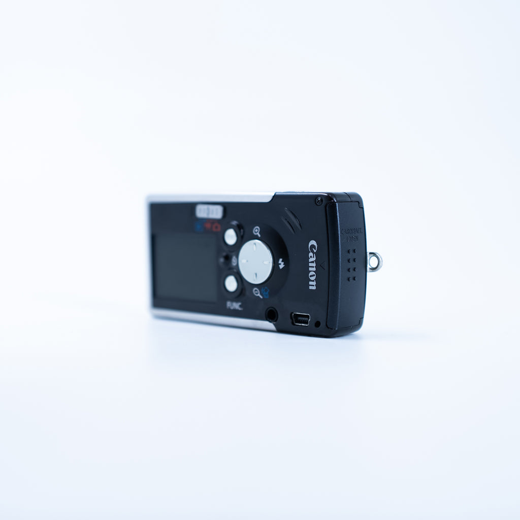 Canon Ixy IXUS Digital PC1060