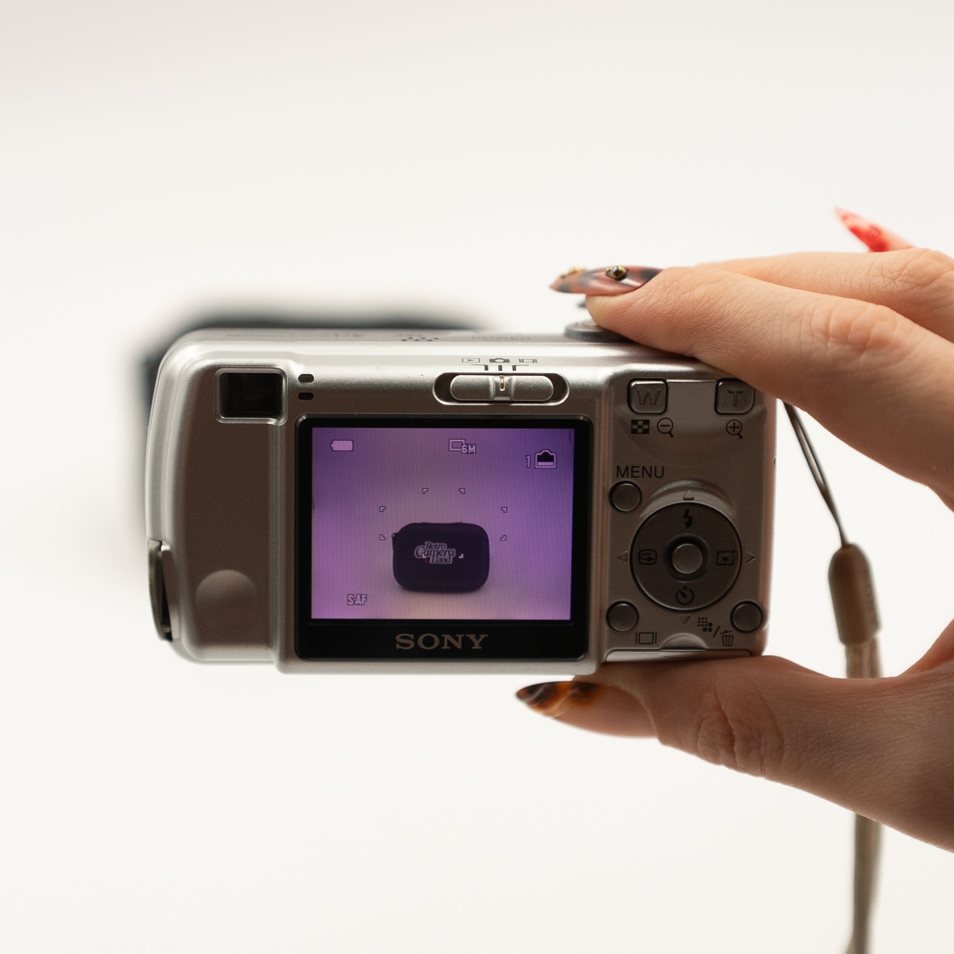 Sony Cybershot DSC-S600