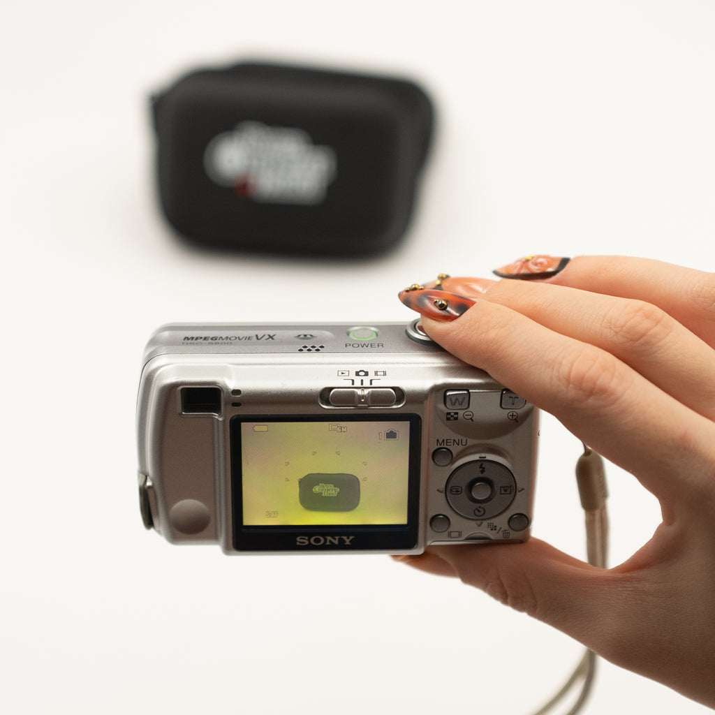 Sony Cybershot DSC-S600