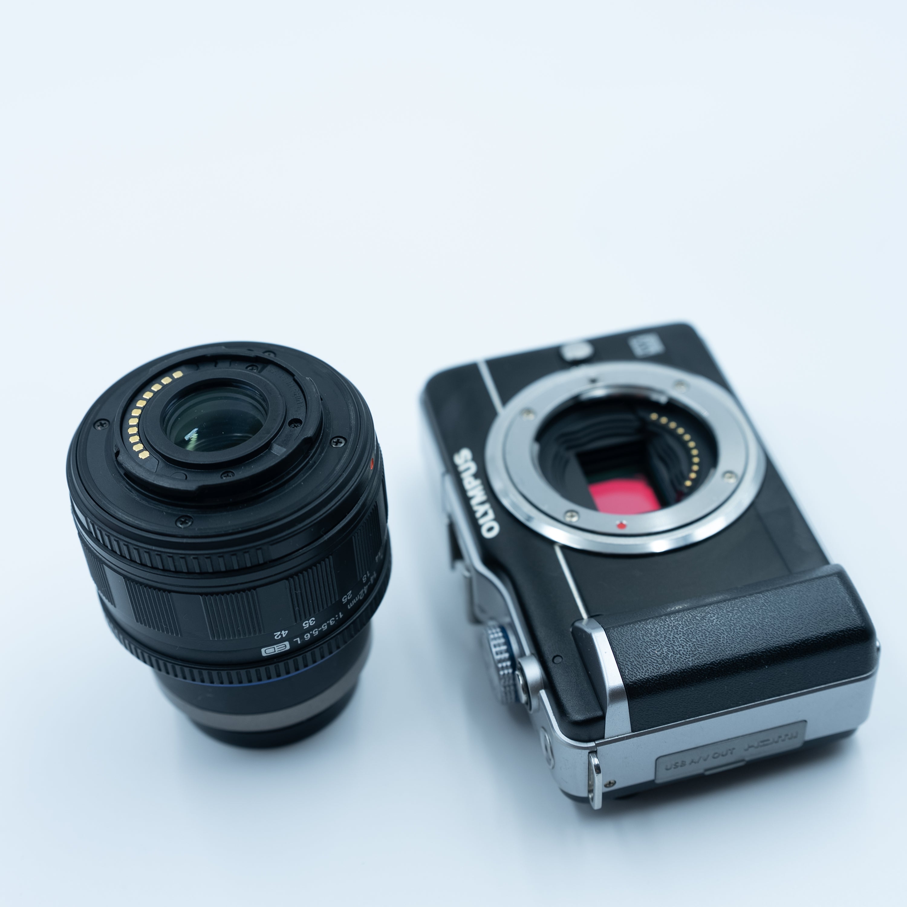 Olympus PEN E-PL1 + 14-42mm レンズキット レトロデジタルカメラ