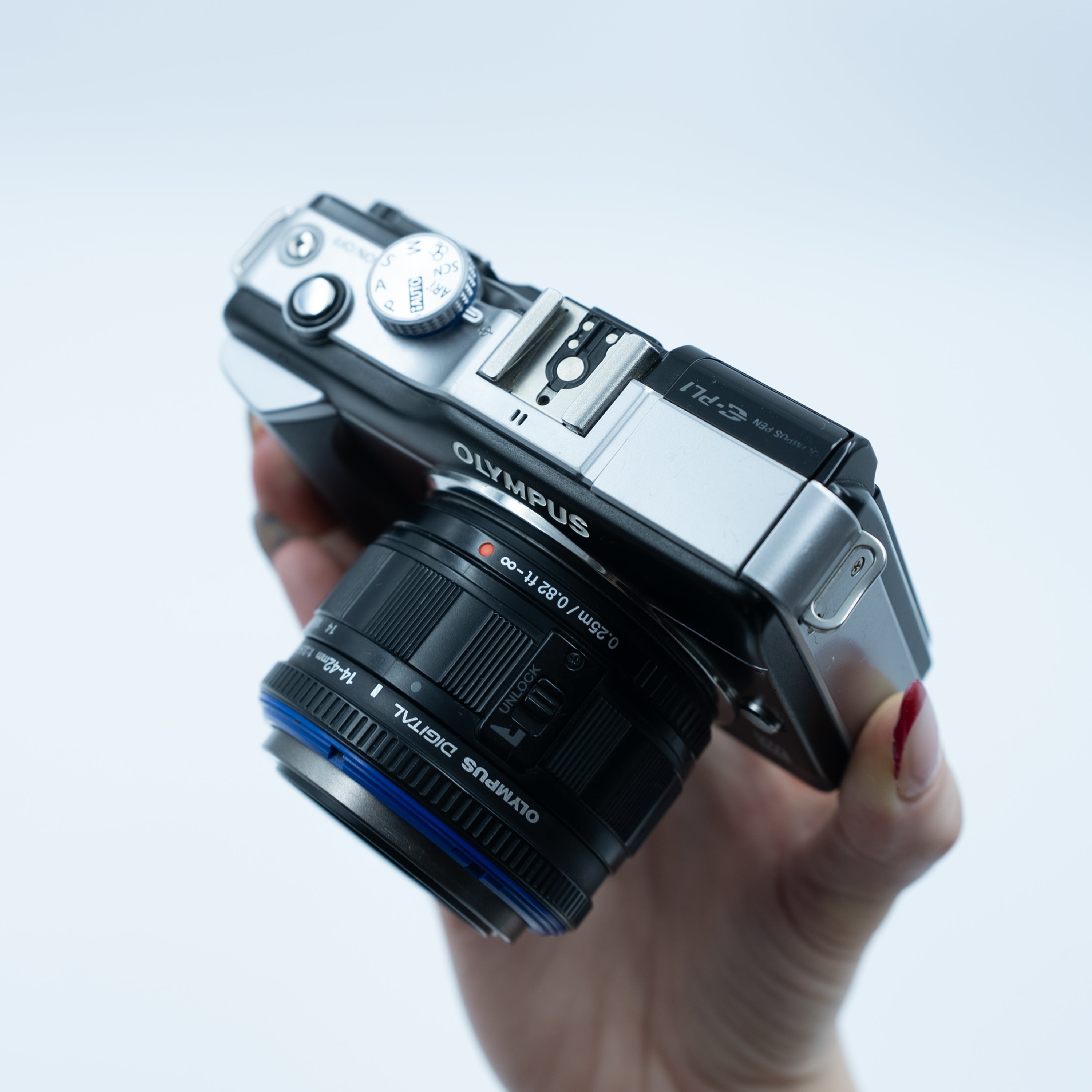Olympus PEN E-PL1 + 14-42mm レンズキット レトロデジタルカメラ