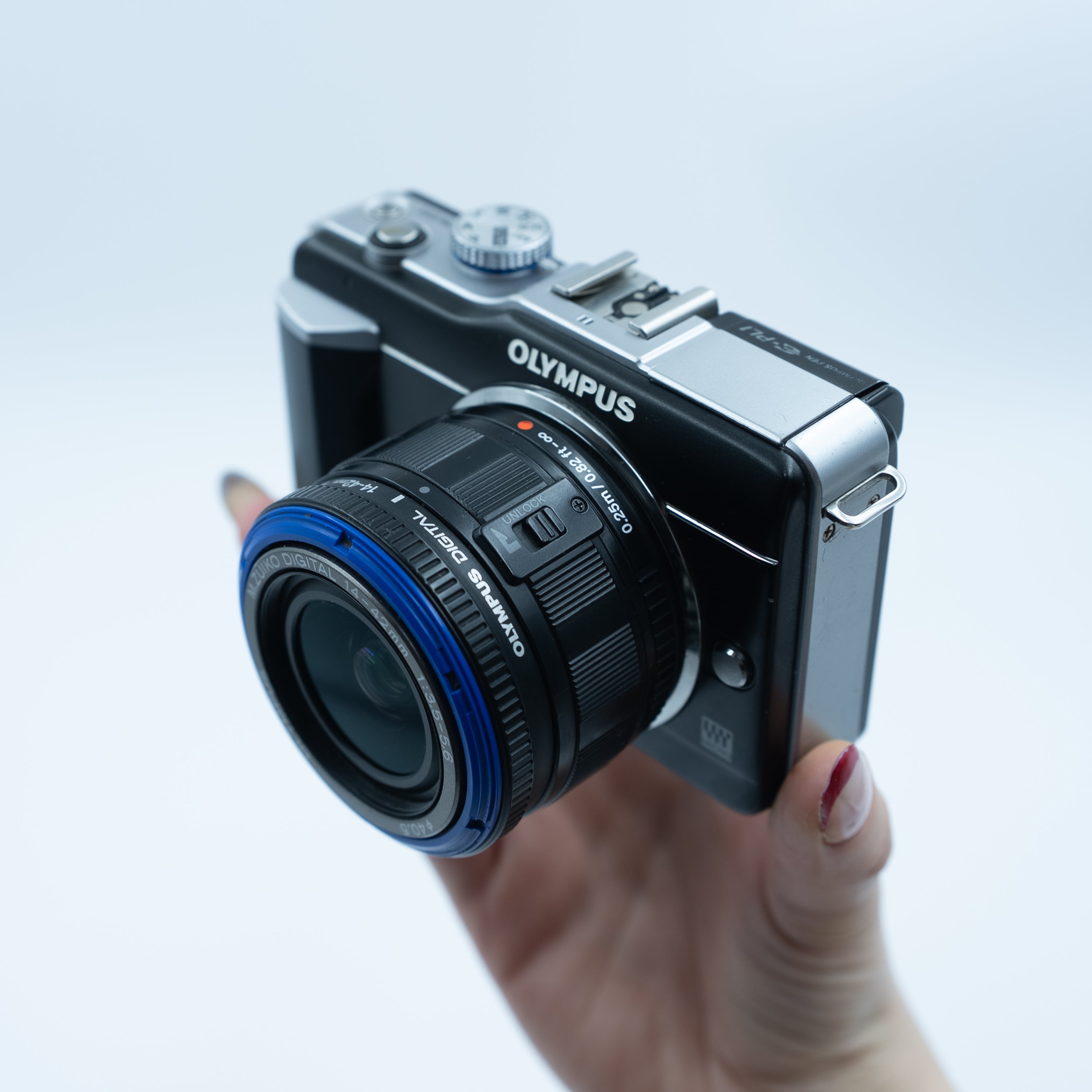 Olympus PEN E-PL1 + 14-42mm レンズキット レトロデジタルカメラ