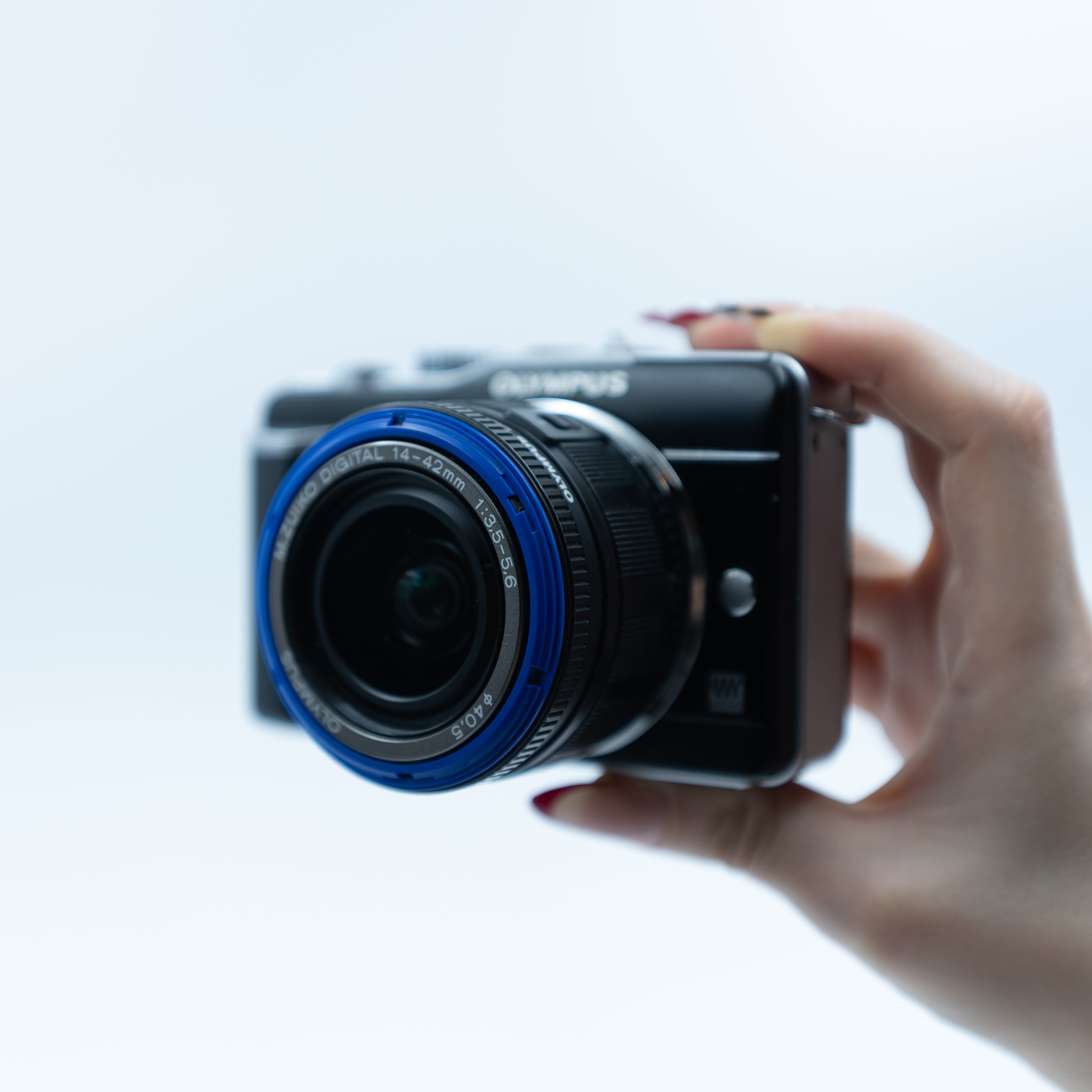OLYMPUS オリンパス E-PL1＋14-42mm レンズセット カメラ Olympus PEN E-PL1 + 14-42mm レンズキット レトロデジタルカメラ