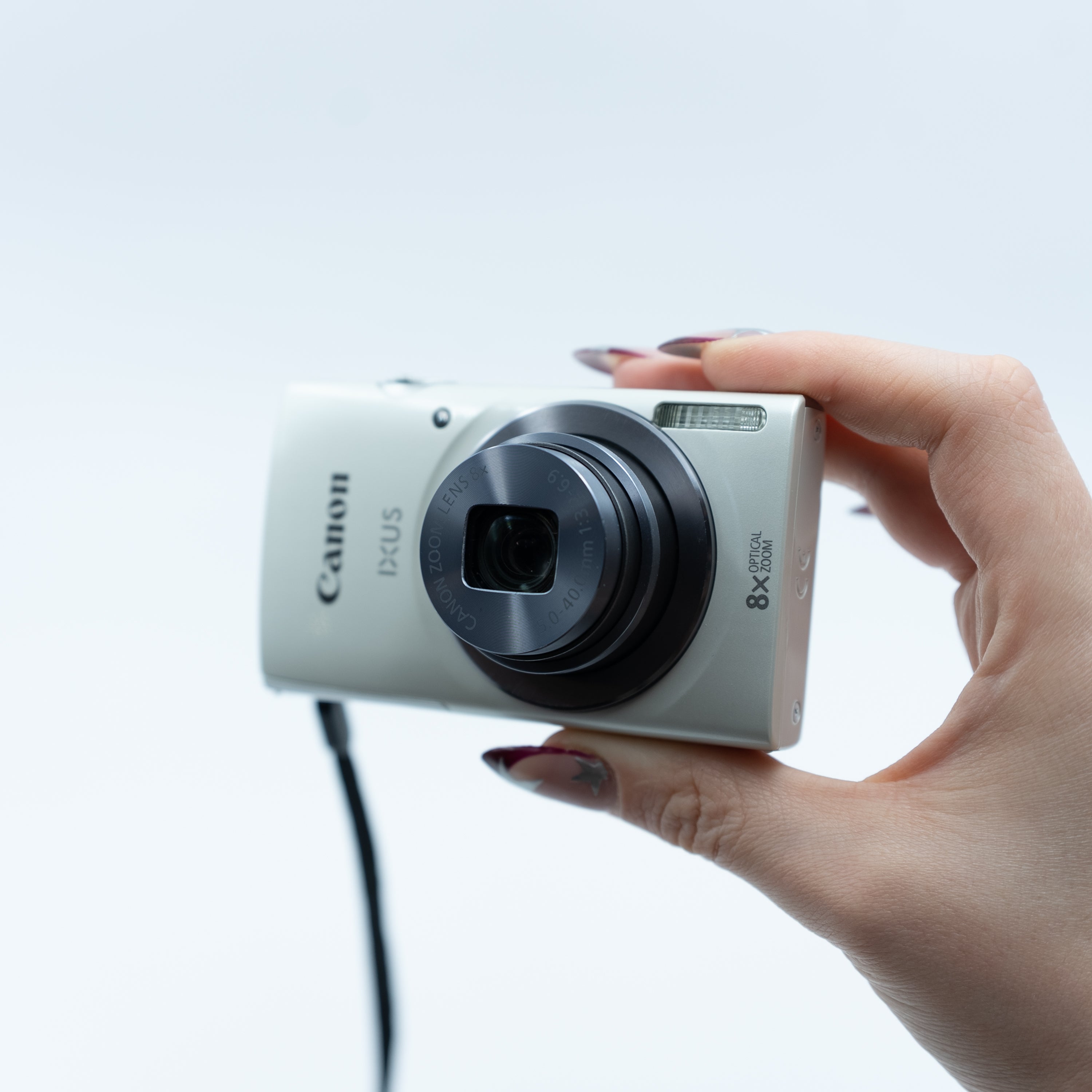 Canon IXUS 160 ön görünüm | RetroCameraLand