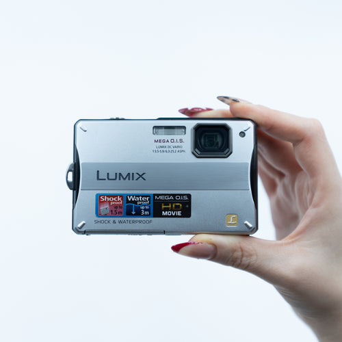 Lumix DMC-FT10 | Retro Dijital Kamera | RetroCameraLand