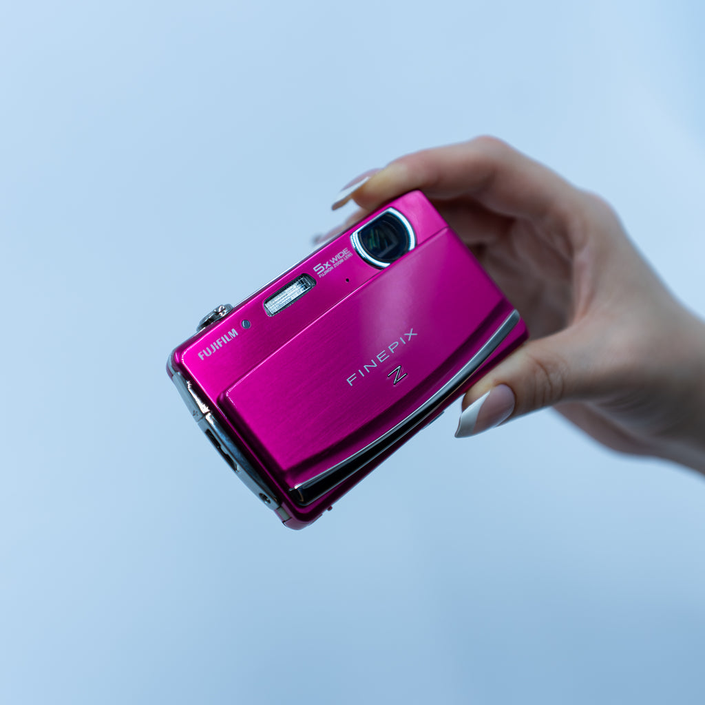 Fujifilm FinePix Z90 üst görünüm | RetroCameraLand