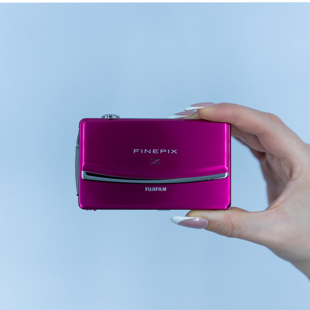 Fujifilm FinePix Z90 lens detayı | RetroCameraLand