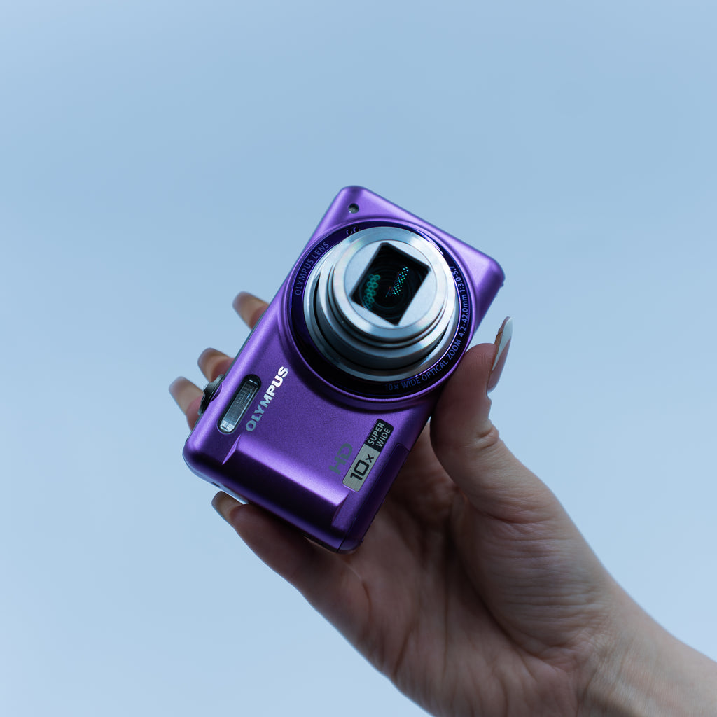 Olympus VR-310 arka görünüm | RetroCameraLand