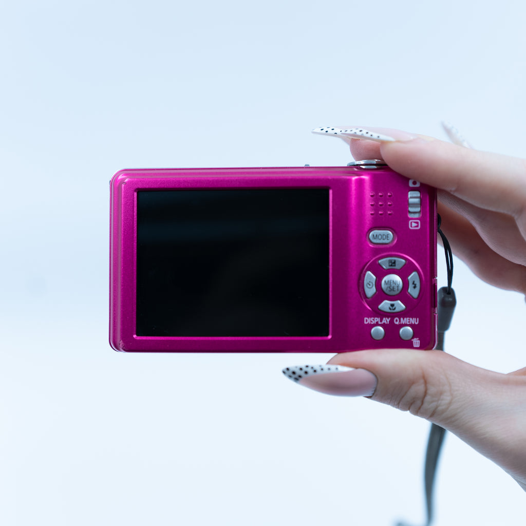 Panasonic Lumix DMC-F3 üst görünüm | RetroCameraLand