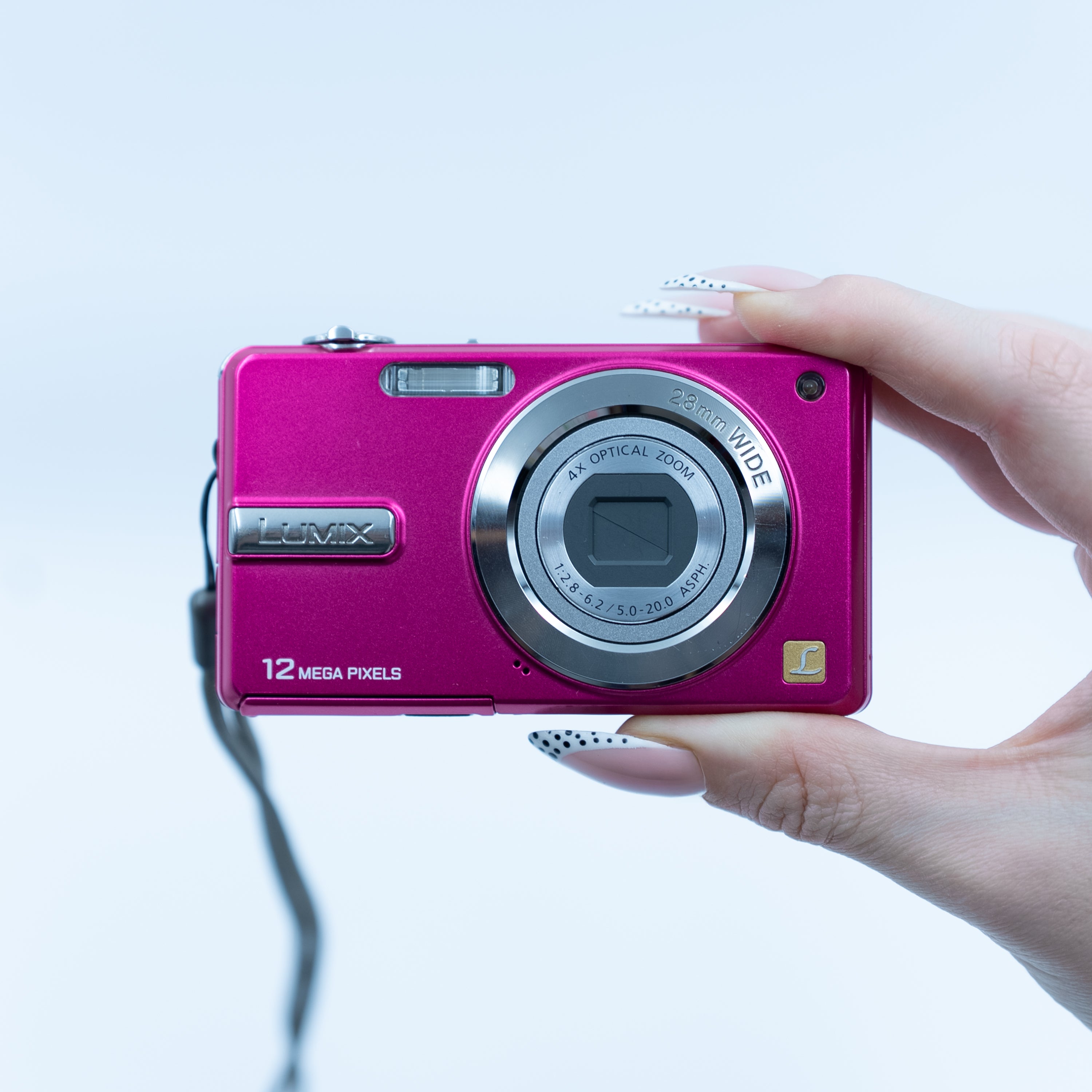 Panasonic Lumix DMC-F3 ekran detayı | RetroCameraLand