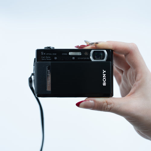 Sony Cyber-shot DSC-T500 | Retro Dijital Kamera | RetroCameraLand