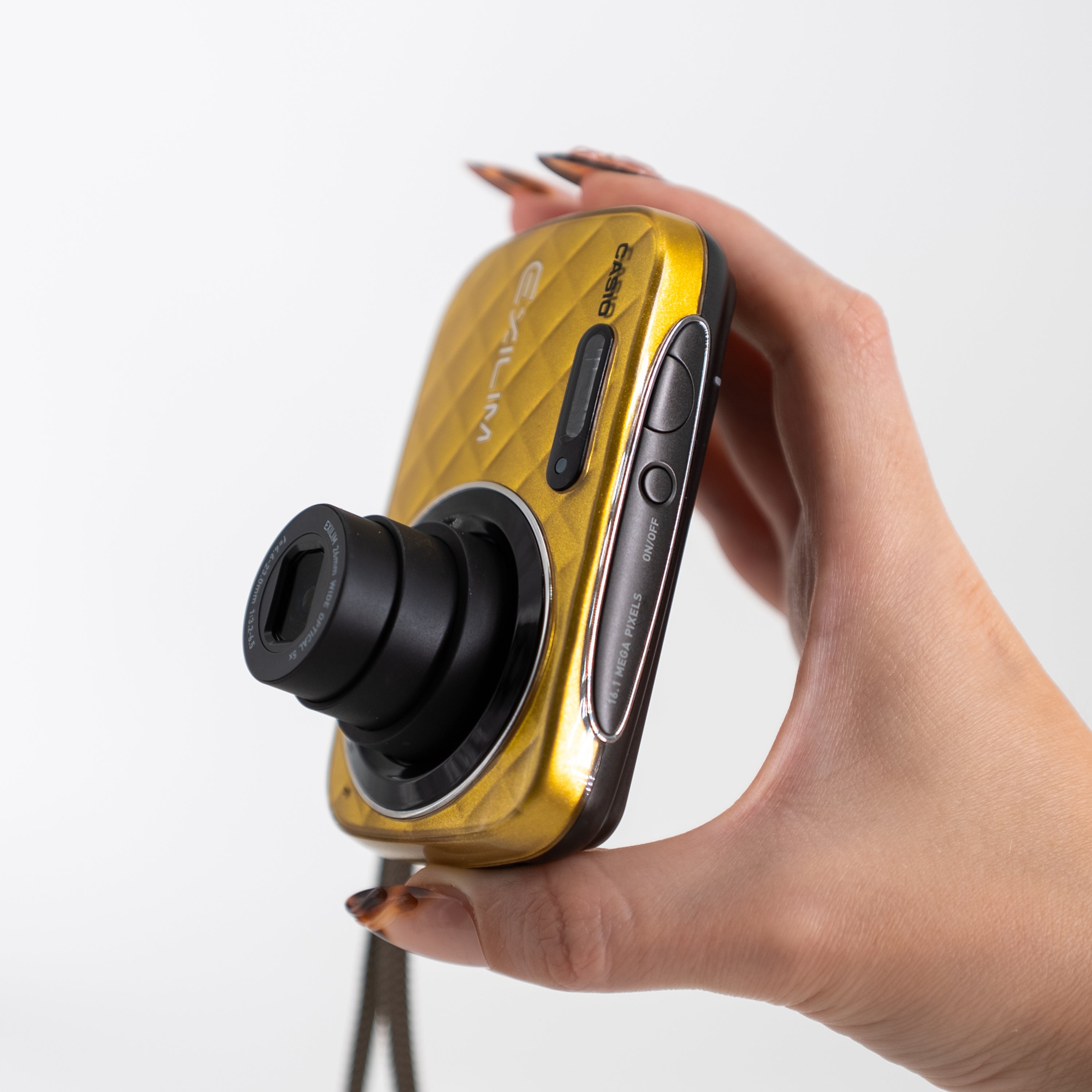 Casio Exilim EX-N10 Gold Edition