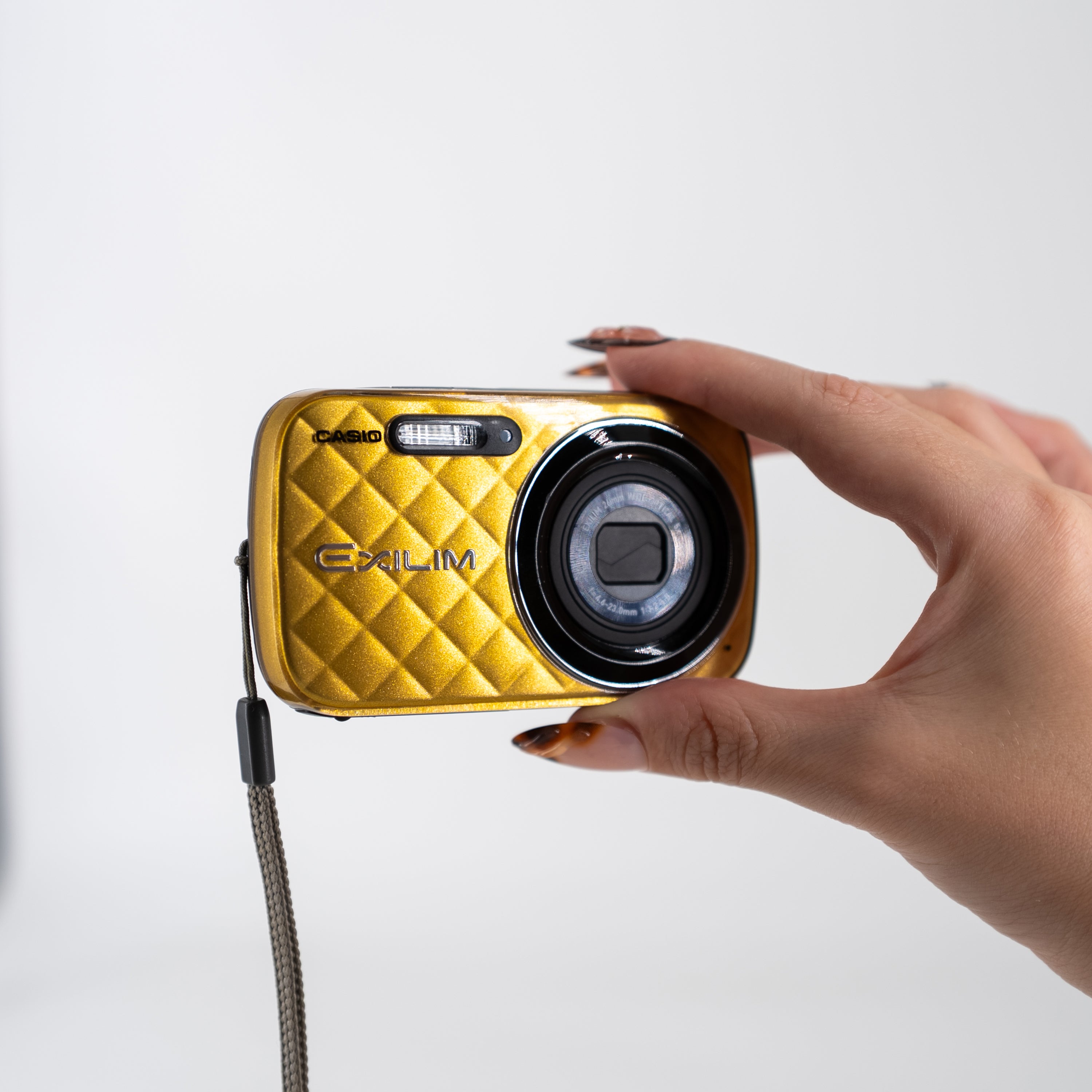 Casio Exilim EX-N10 Gold Edition
