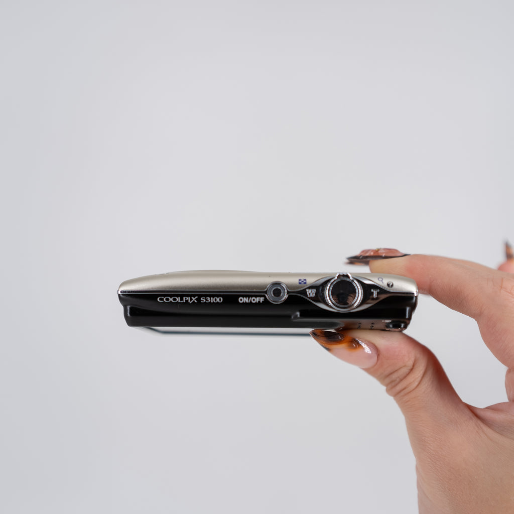 Nikon COOLPIX S3200