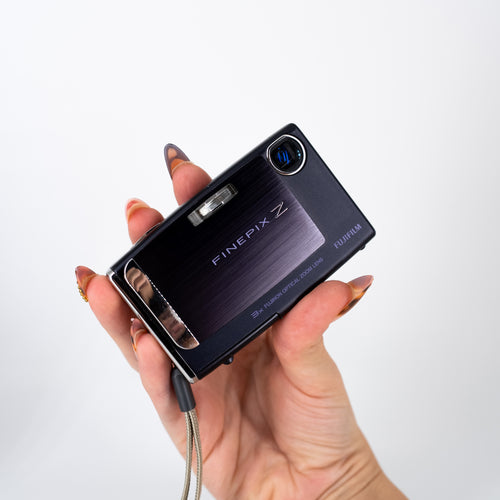Fujifilm FinePix Z10FD | Retro Dijital Kamera | RetroCameraLand