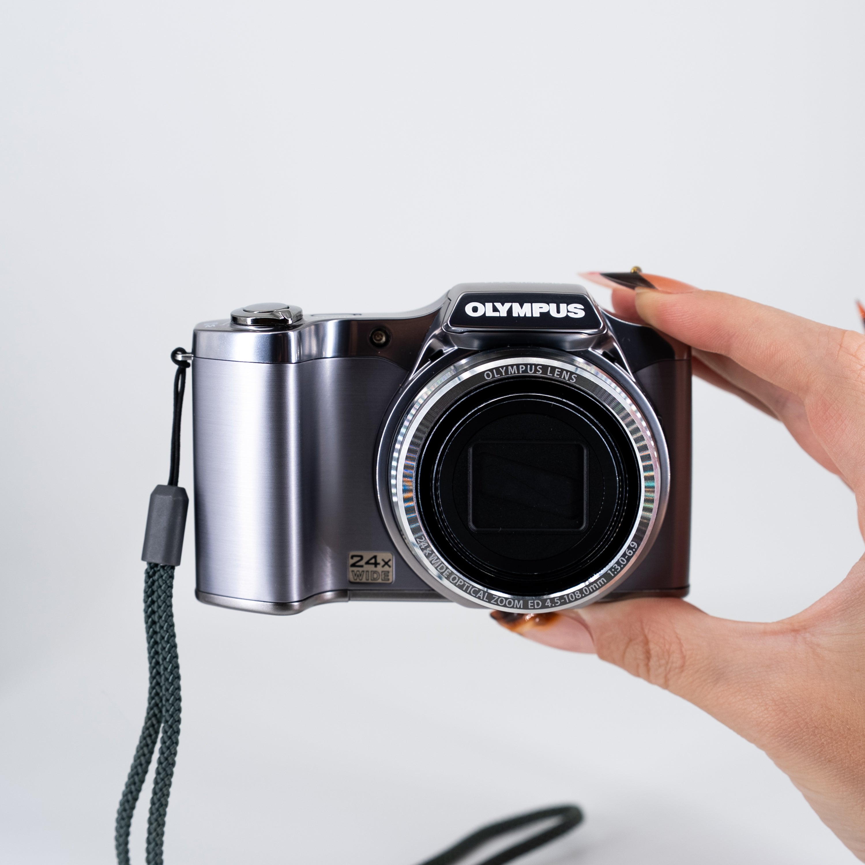 Olympus SZ-14 lens detayı | RetroCameraLand