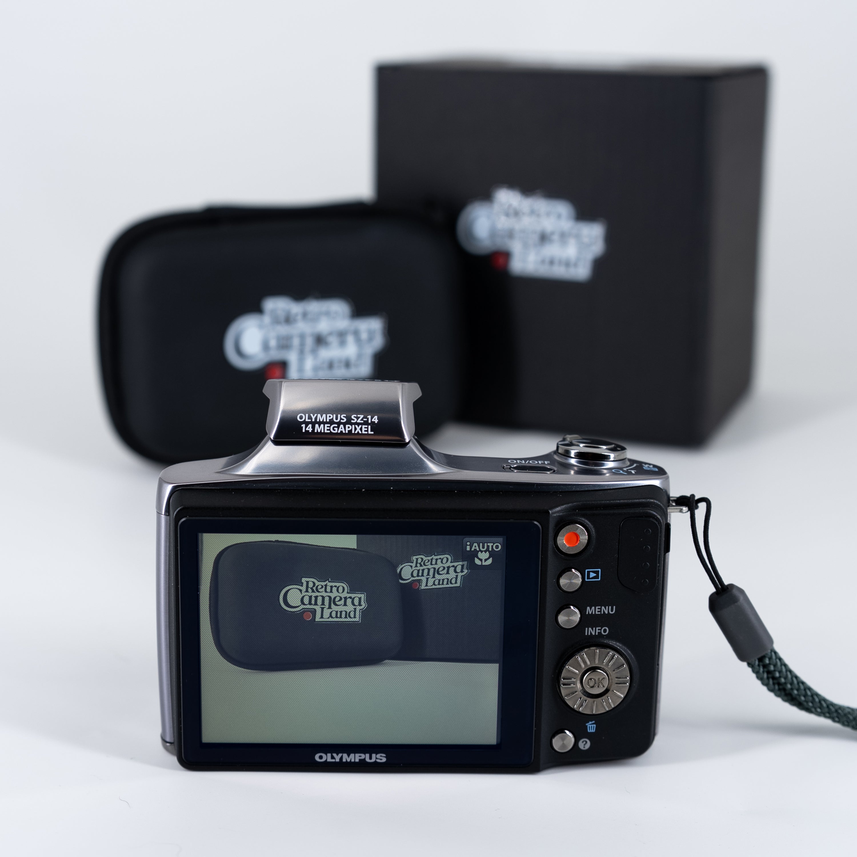 Olympus SZ-14 kutu içeriği | RetroCameraLand