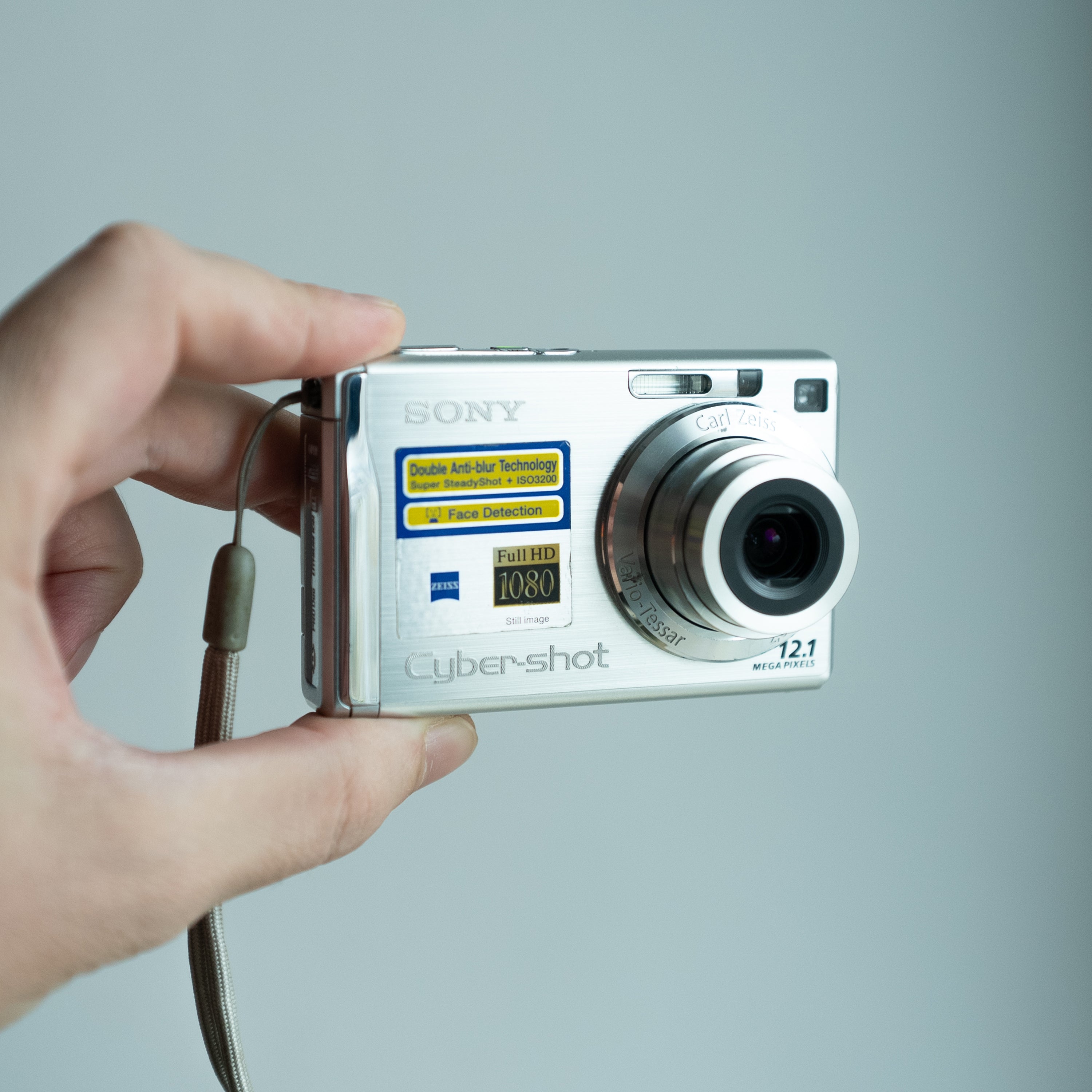 Sony Cybershot DSC-W200 kutu içeriği | RetroCameraLand