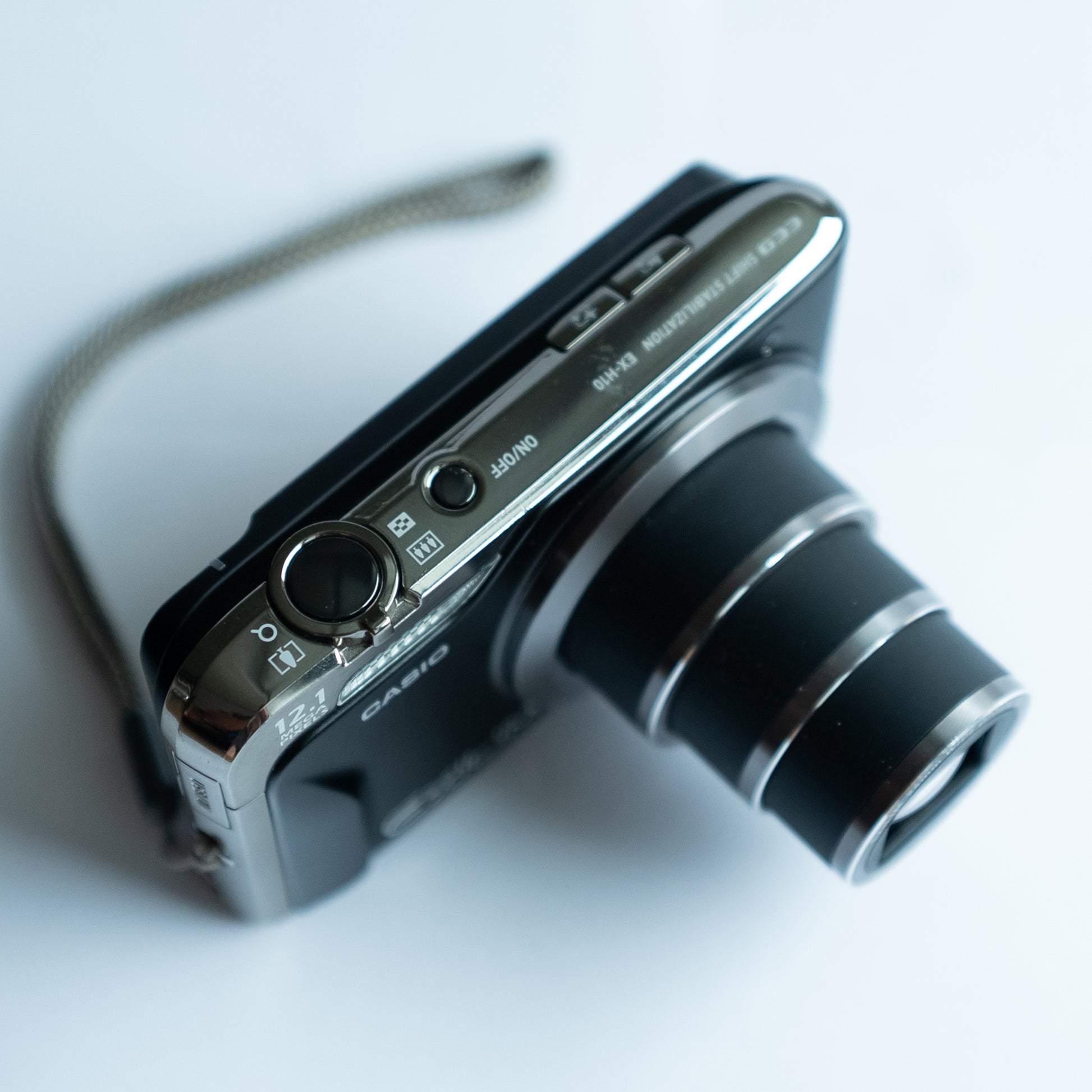 Casio Exilim EX-H10