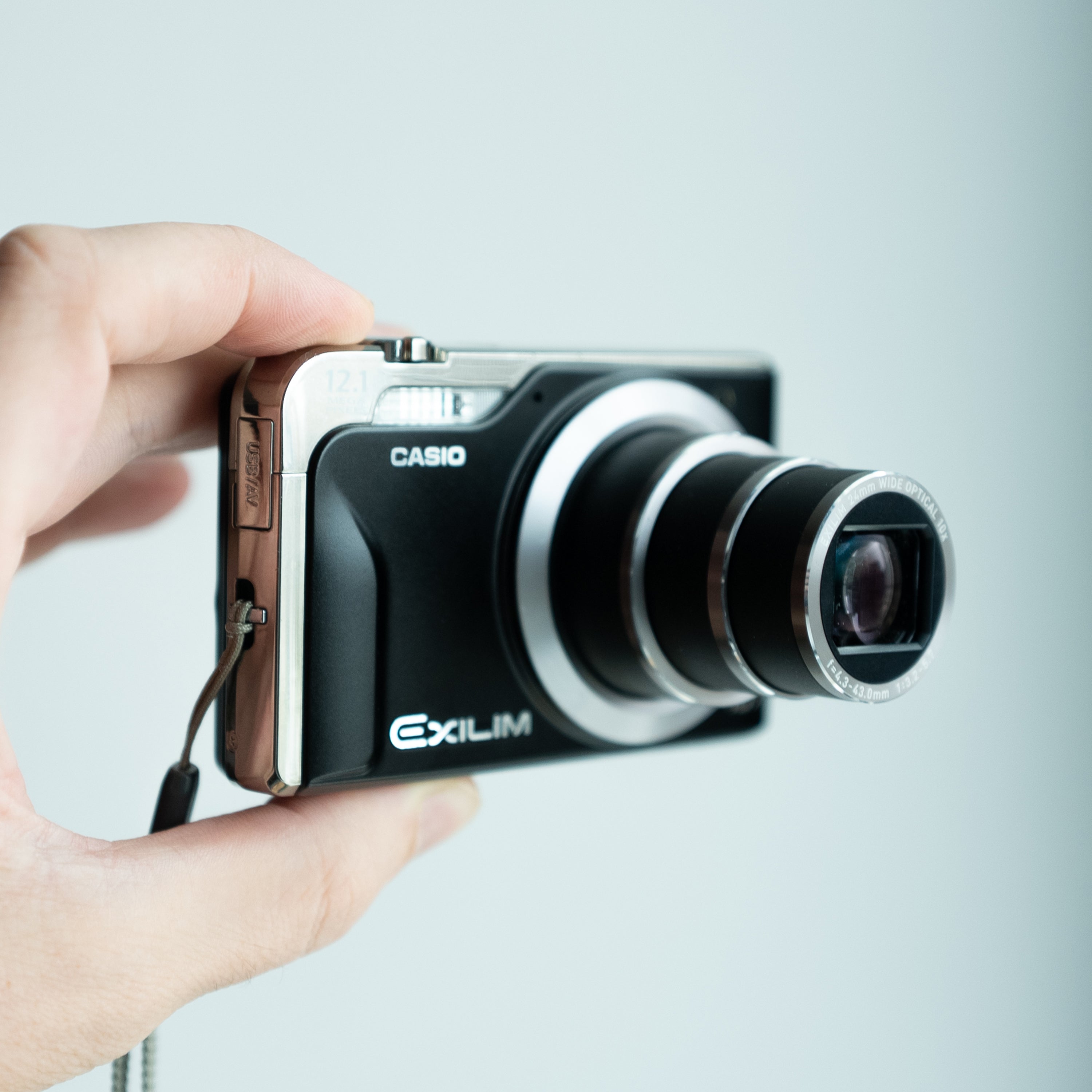 Casio Exilim EX-H10 Retro Digital Camera – Retro Camera Land