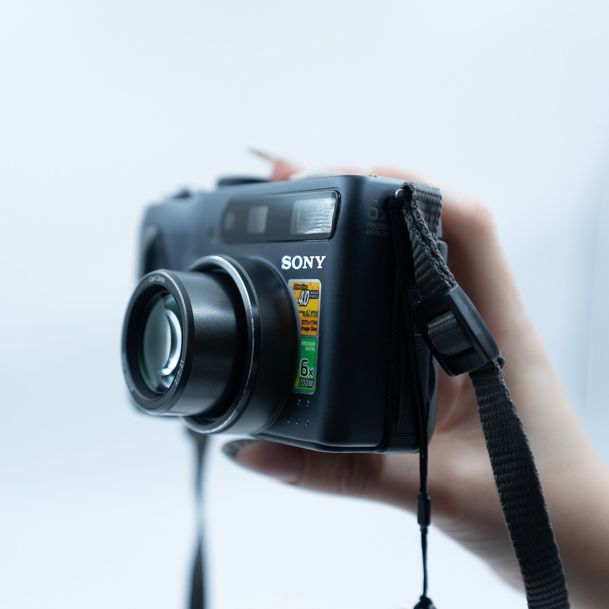 Sony Cybershot DSC-S85