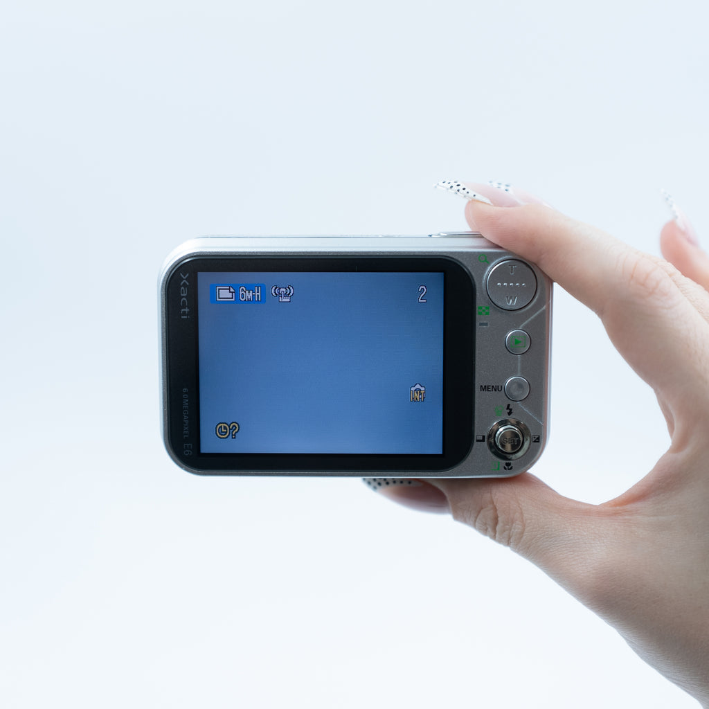 Sanyo Xacti VPC-E6EX detay | RetroCameraLand