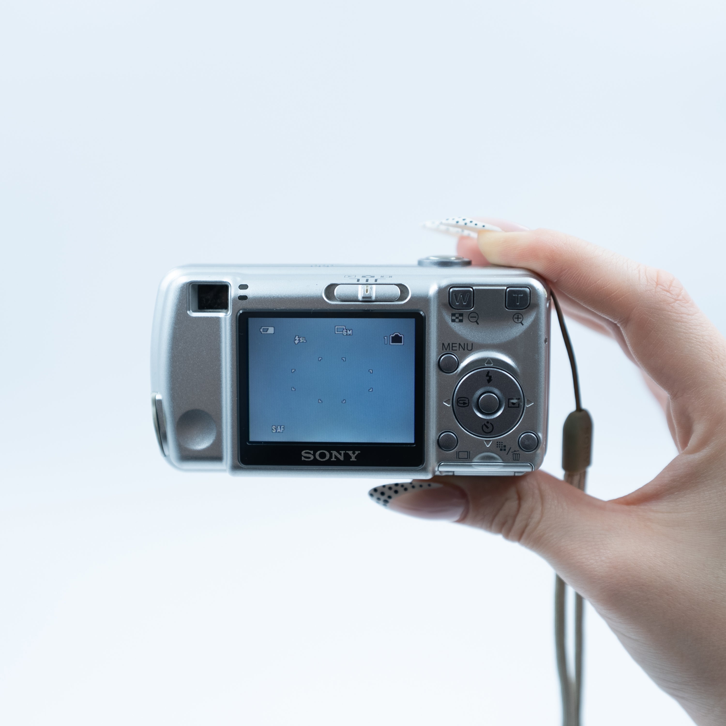 Sony Cybershot DSC-S600