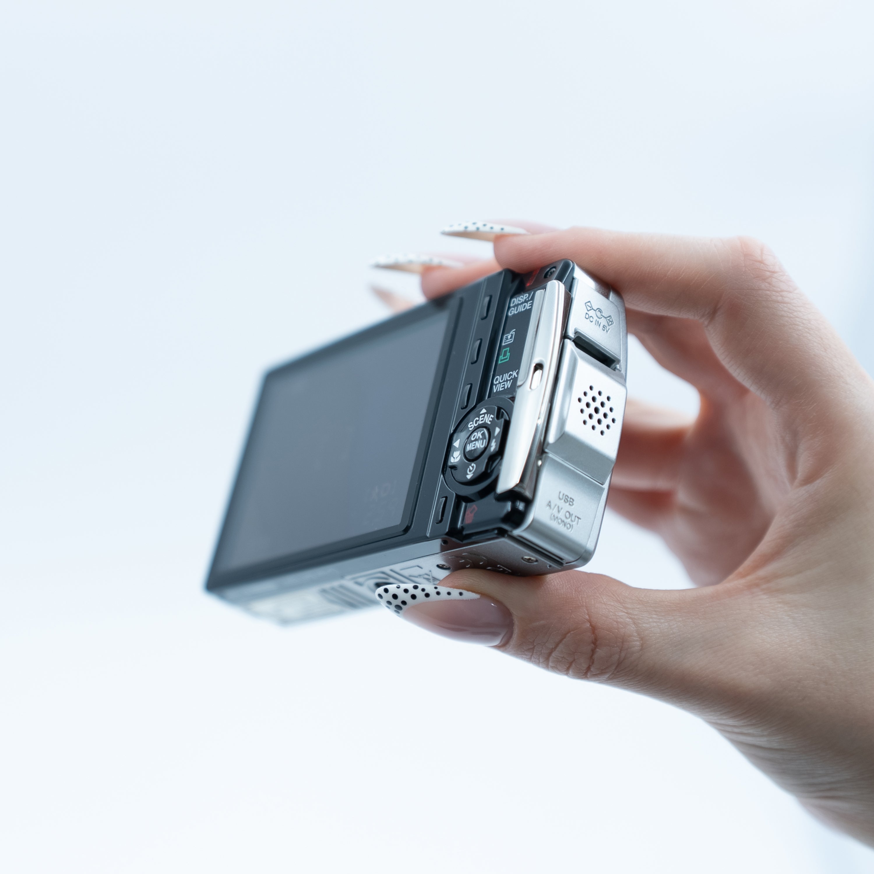 Olympus SP-700 | Digital Camera – Retro Camera Land