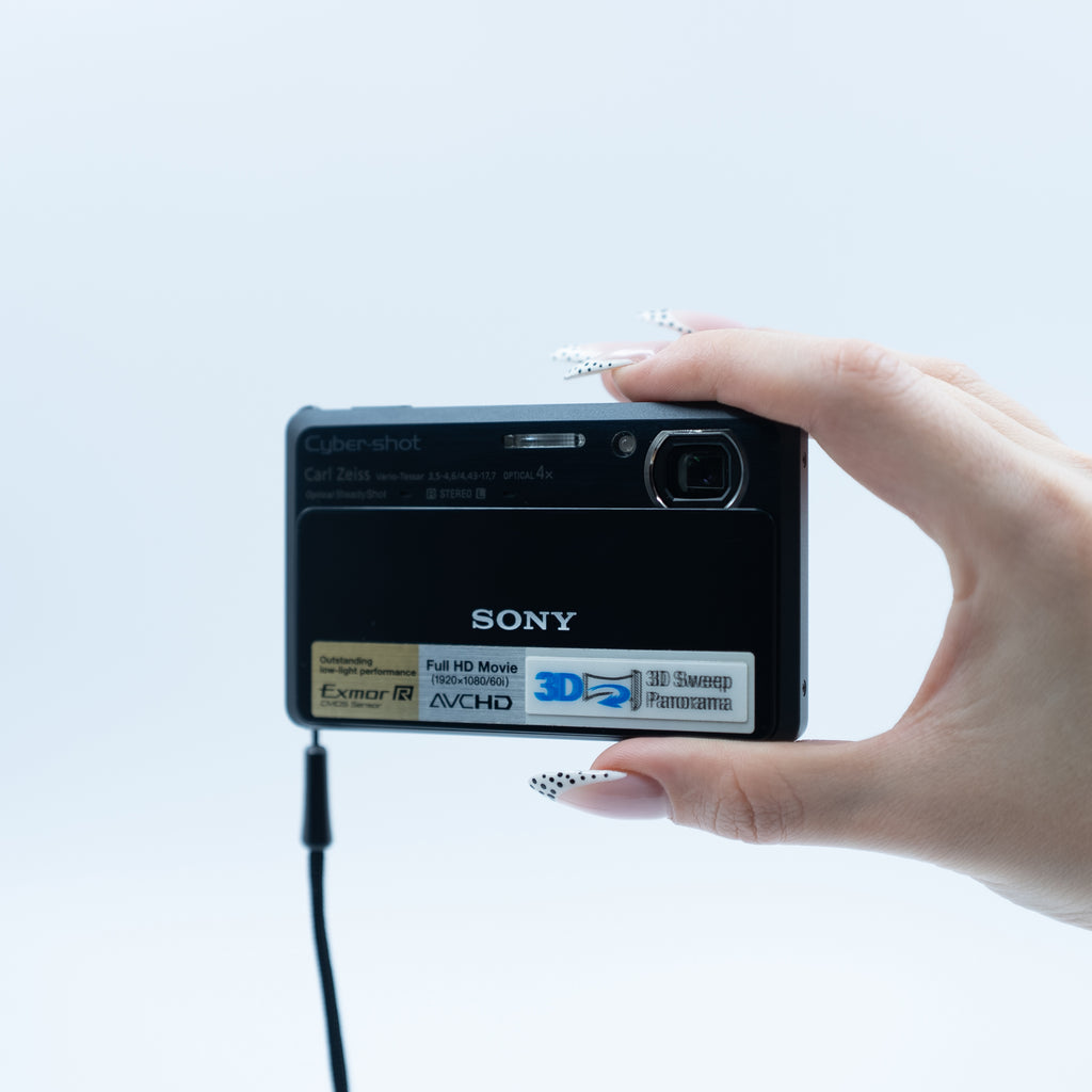 Sony Cyber-shot DSC-TX9 | Retro Dijital Kamera | RetroCameraLand