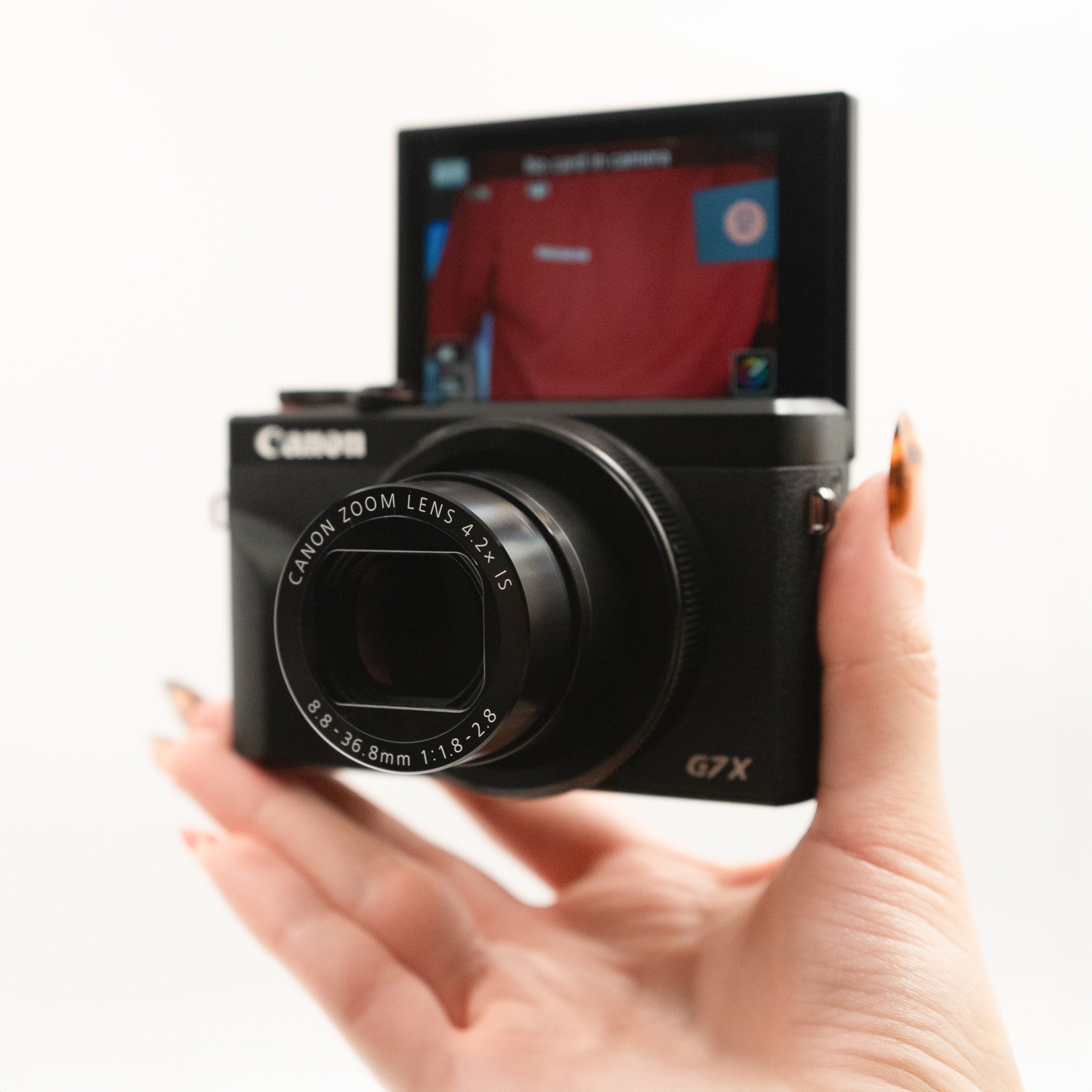 【C3743】Nikon ニコン COOLPIX 885 デジタルカメラ Amazon.com : Nikon Coolpix 885 3MP Digital Camera w/ 3x Optical