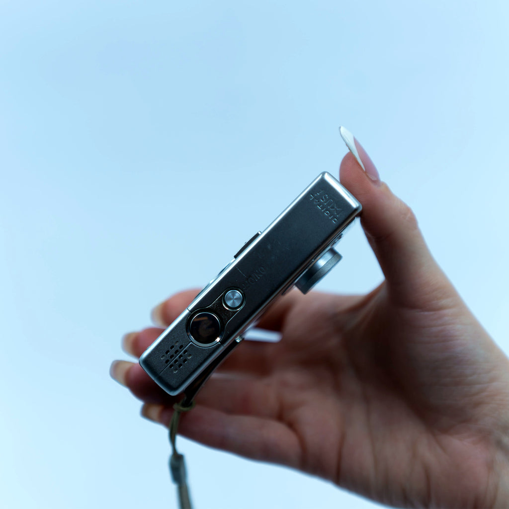 Canon IXUS i