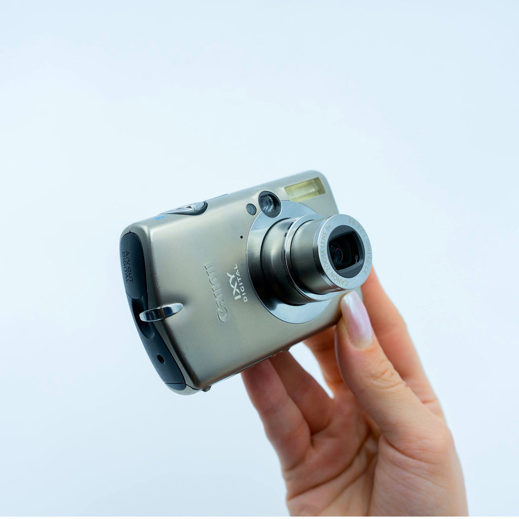 Canon IXY 1000