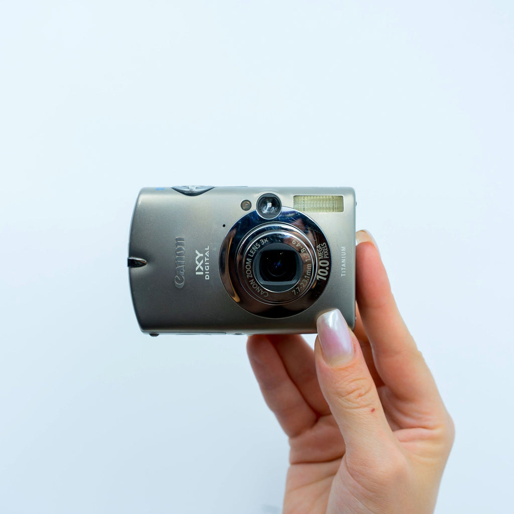 Canon IXY 1000