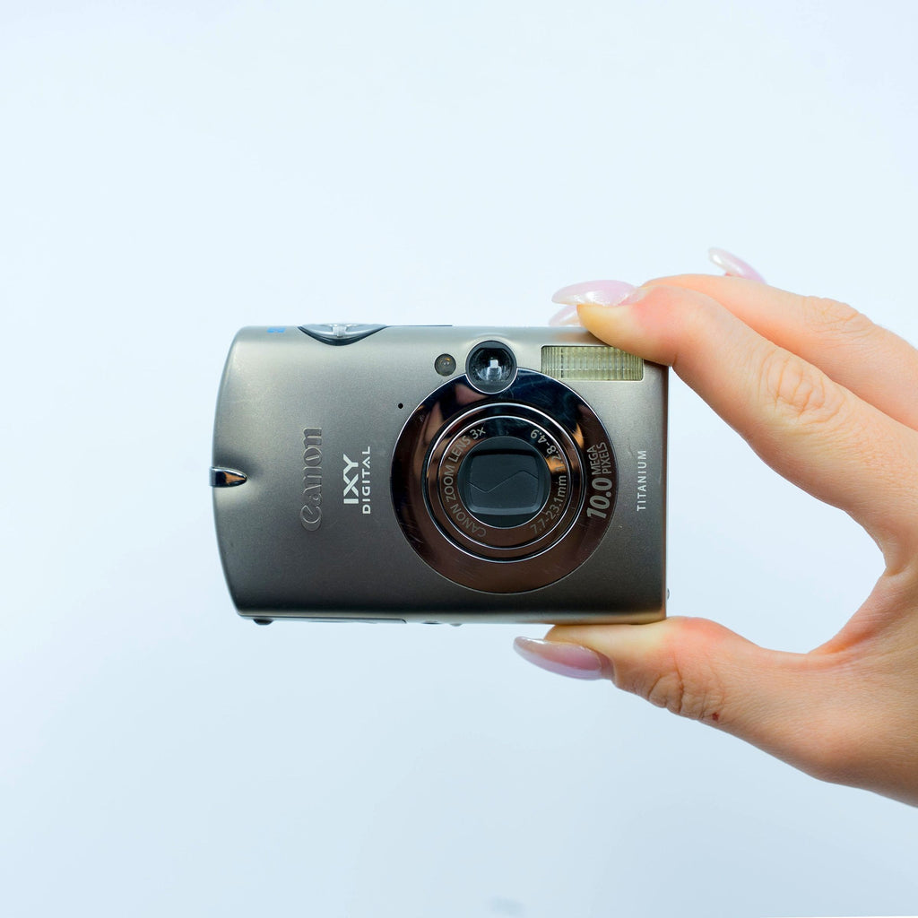 Canon IXY 1000