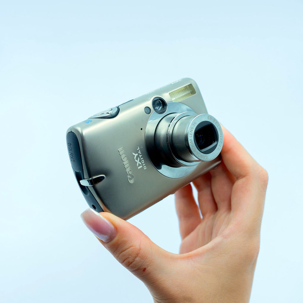 Canon IXY 1000